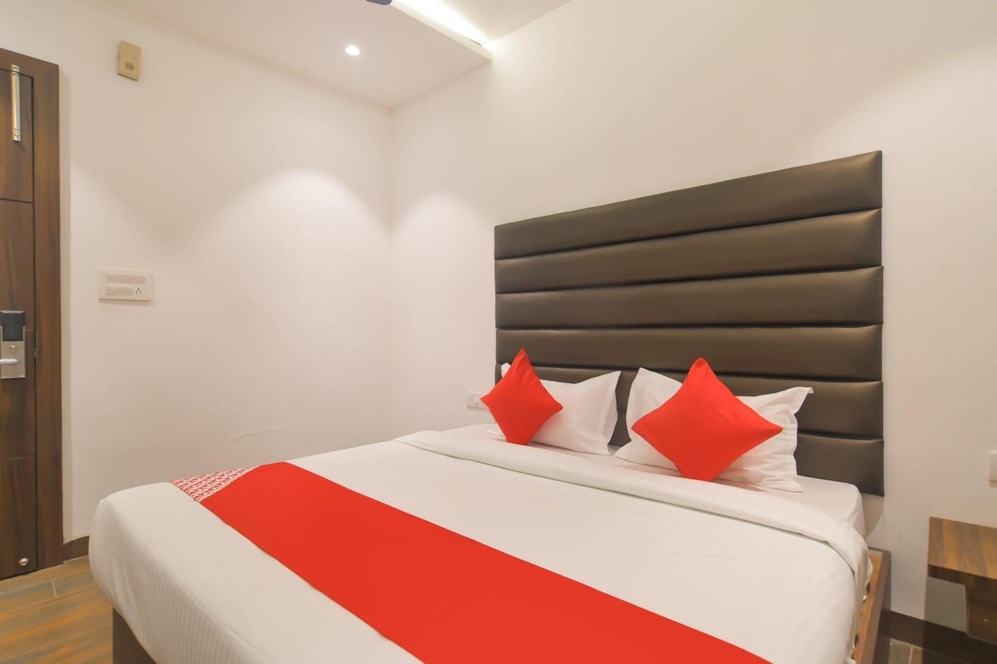 Hotel O Rudraksh Indore Exterior photo